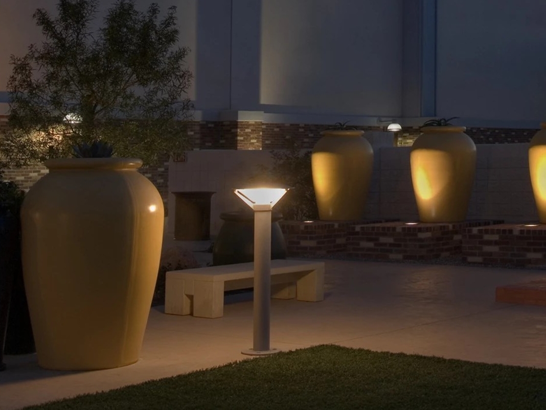 Kipp Bollard